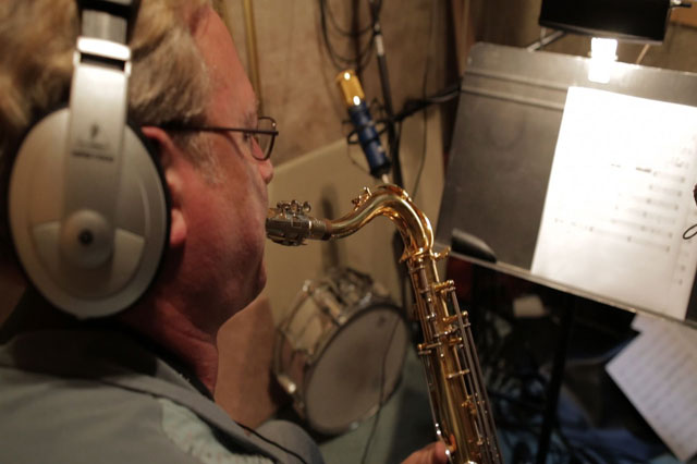 Bruce Has a Team of Live Musicians